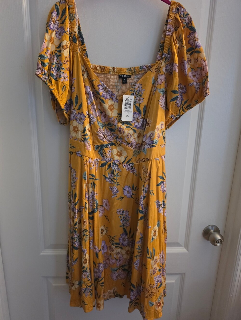 torrid Gold Floral Sweetheart Midi Dress - Picture 2 of 7